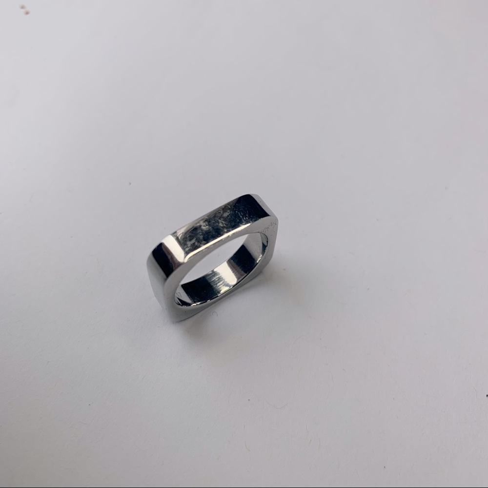 KAMSMAK Circle Meet Square RING - Picture 4 of 10